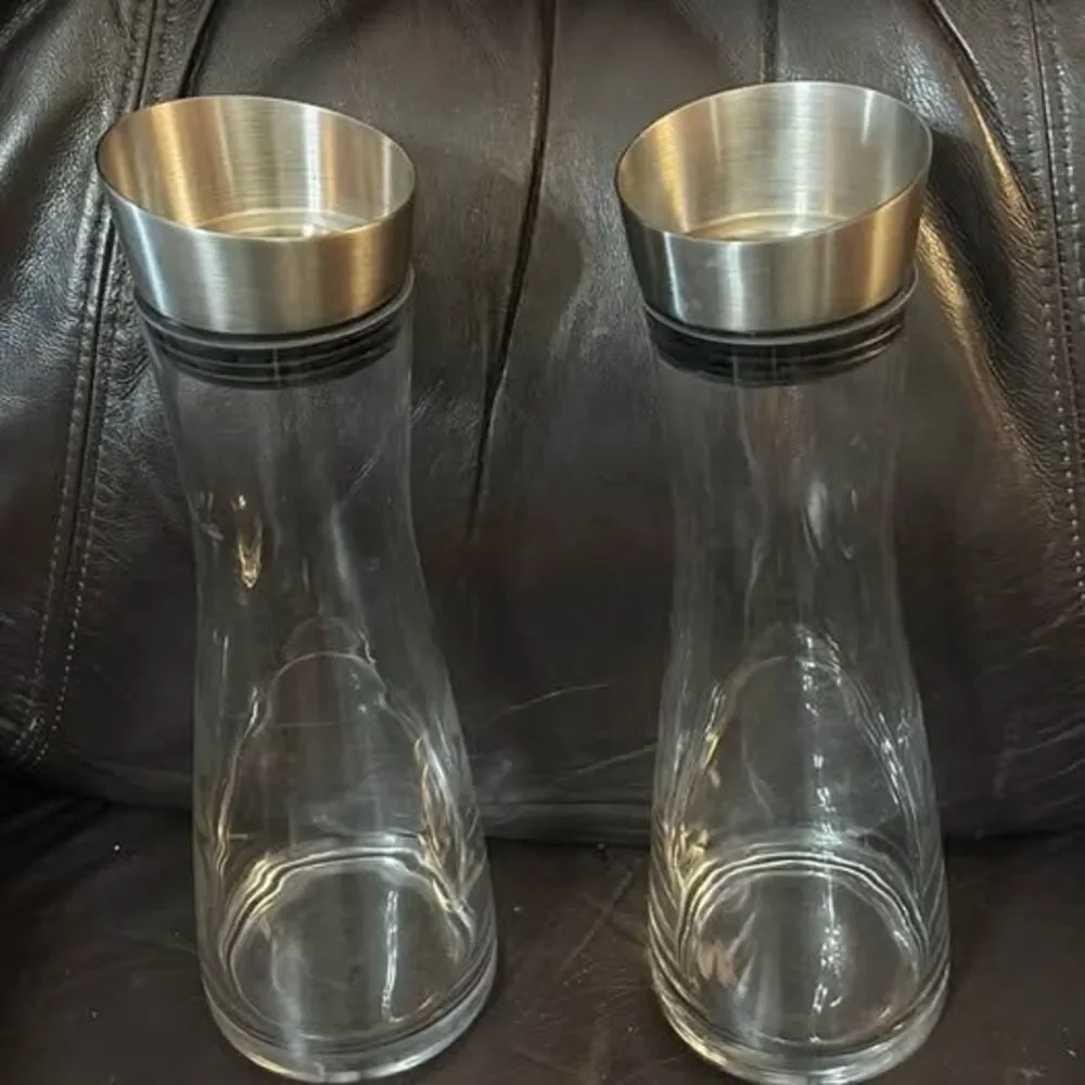 Set of 2 Glass Carafes with Stainless Steel Lids
